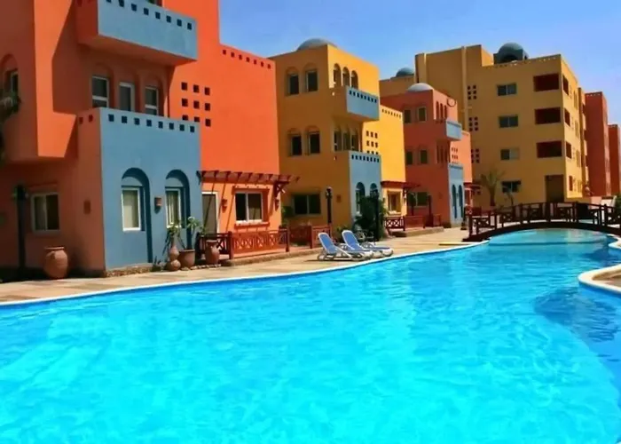 Aldora Resident 3*